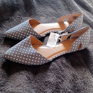 GAP demin polkadot flats.